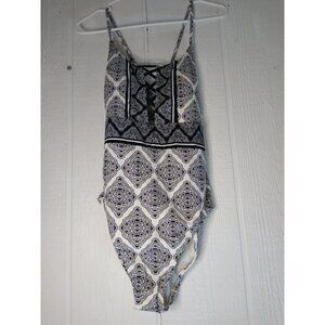 La Blanca Women's 10 One Piece Bathing Suit White Black Floral Boho Lattice